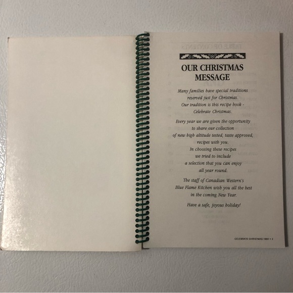 VTG Canadian Western Natural Gas Blue Flame Kitchen Christmas Cookbook 1992 - Picture 3 of 9